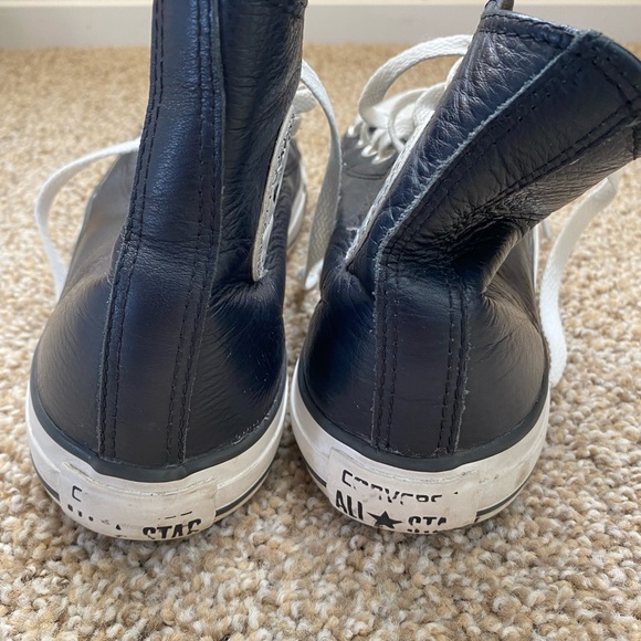 Converse
Men's Blue Chuck Taylor All Star Leather High-top - Picture 7 of 9